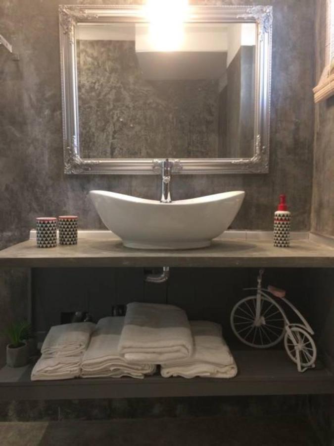 Villa Veneti Suite - Probio - 80M2 Неа Мудания Екстериор снимка