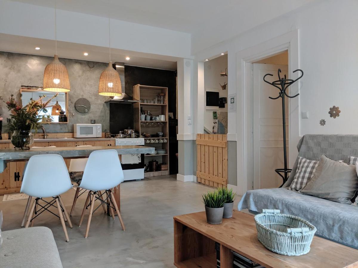 Villa Veneti Suite - Probio - 80M2 Неа Мудания Екстериор снимка